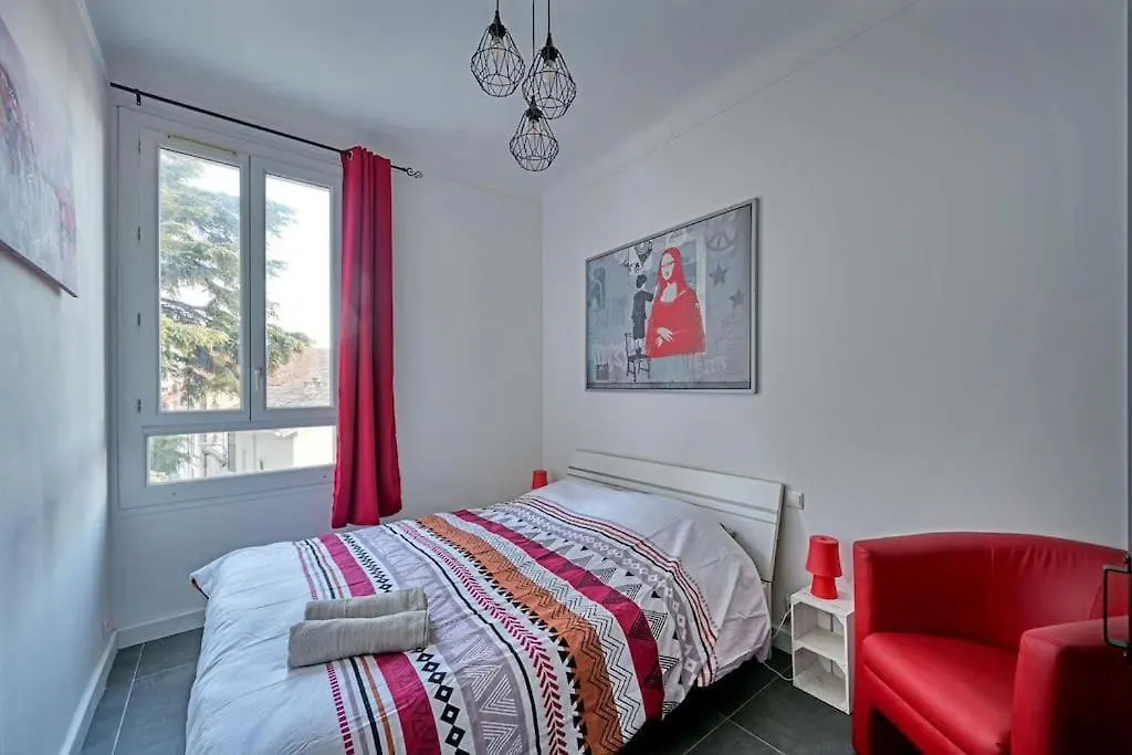 Apartment The Rooftop - Ac Clim - Wi-Fi - Parking Gratuit Dans La Rue Avignon France