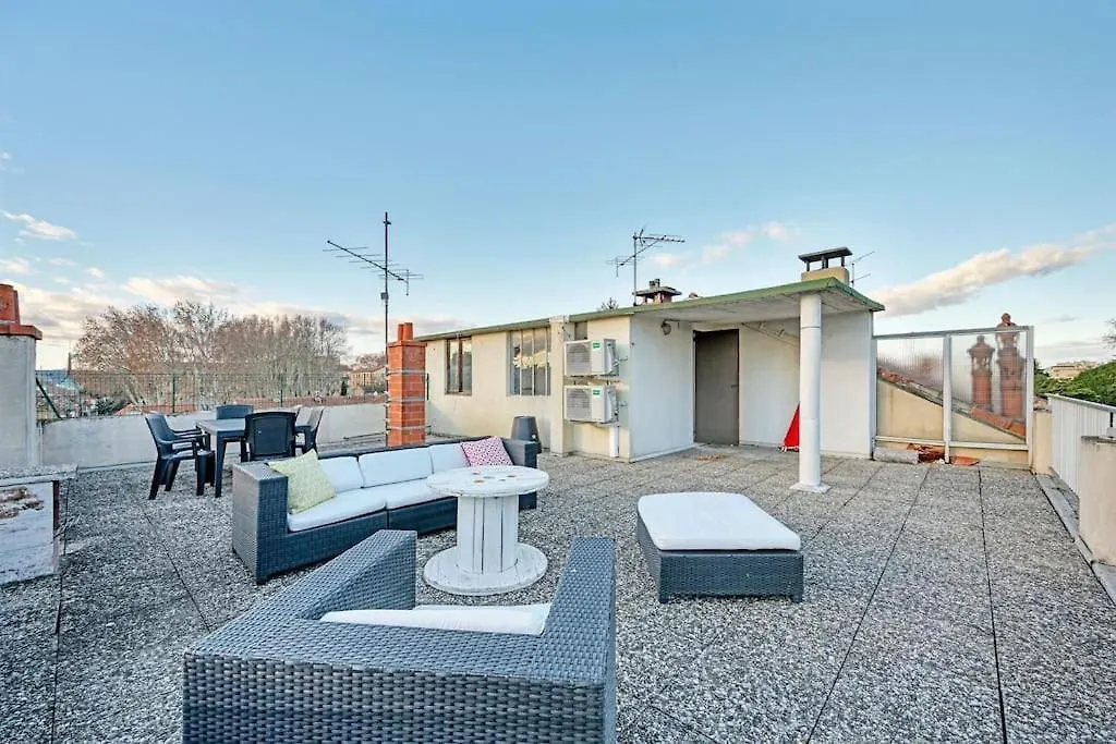 The Rooftop - Ac Clim - Wi-Fi - Parking Gratuit Dans La Rue Avignon 0*,  France