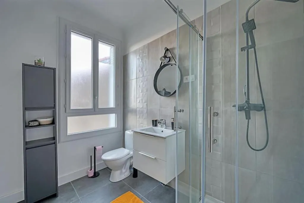 Apartment The Rooftop - Ac Clim - Wi-Fi - Parking Gratuit Dans La Rue Avignon