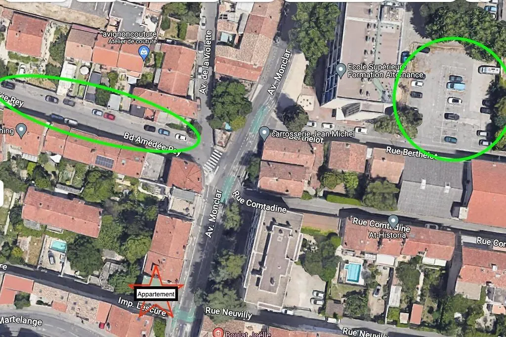 The Rooftop - Ac Clim - Wi-Fi - Parking Gratuit Dans La Rue Avignon